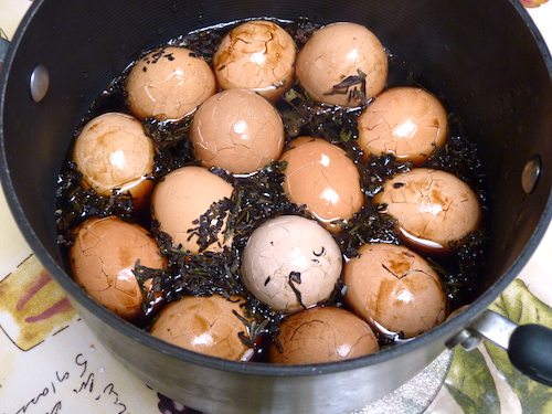 eggs tea soy sauce water