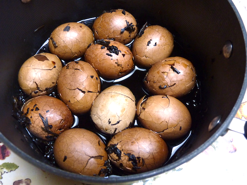 cooked tea eggs