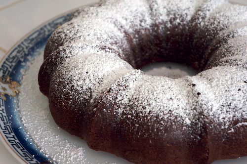 powdered sugar cake